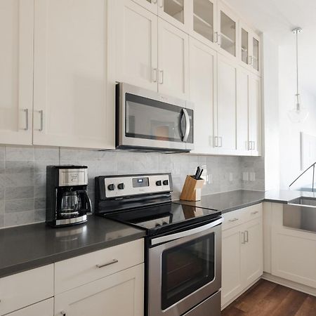 Sonder The Hampstead Houston Exterior photo