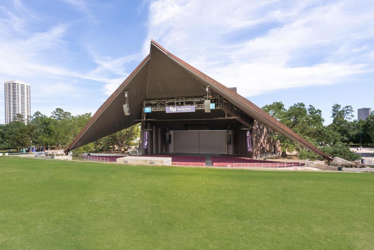 Sonder The Hampstead Houston Exterior photo