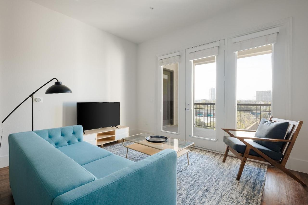 Sonder The Hampstead Houston Exterior photo