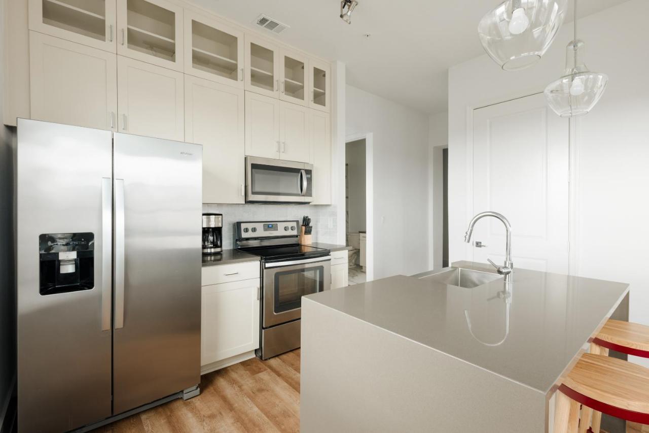 Sonder The Hampstead Houston Exterior photo