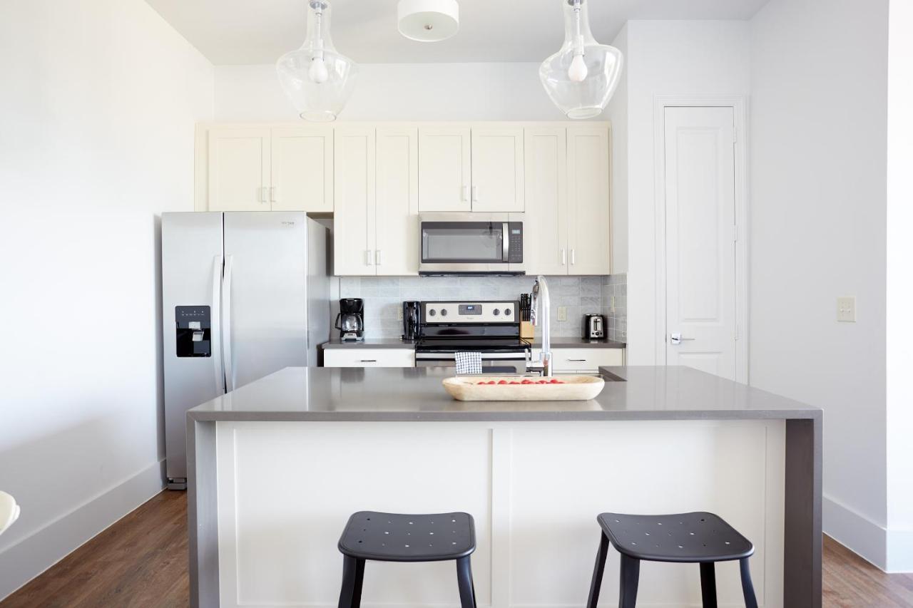 Sonder The Hampstead Houston Exterior photo